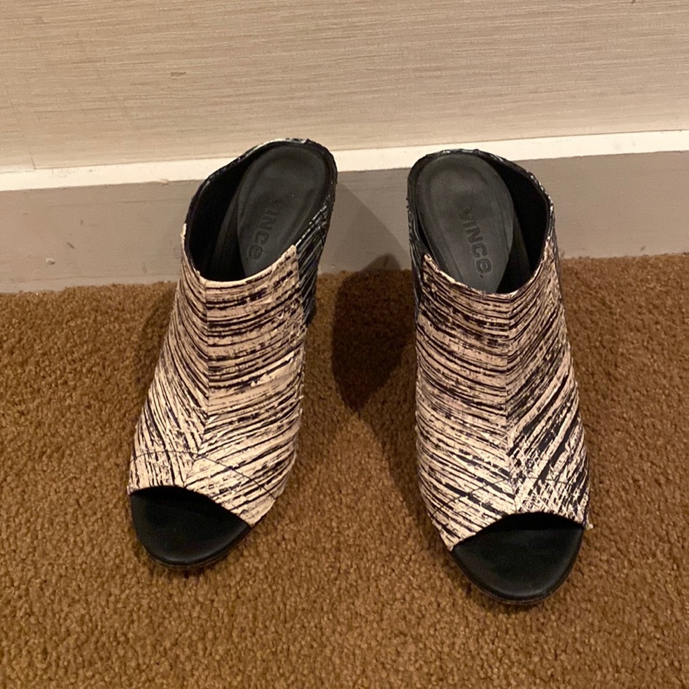 Vince wedge open toe size 71/2